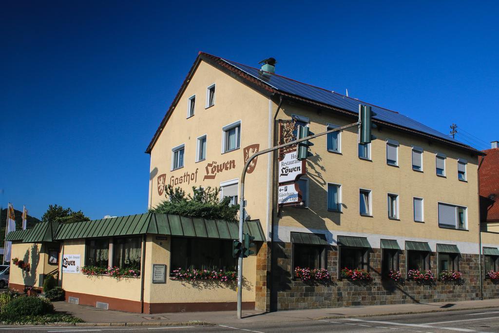 Hotel-Restaurant Lowen Süßen Extérieur photo